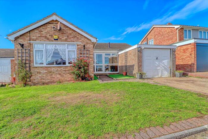 2 Bedroom Detached House For Sale In Elliotts Drive, Walton, Walton On The Naze, CO14