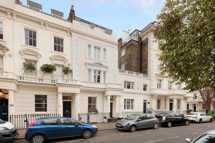 2 Bedroom Flat To Rent In Flat, Alderney Street, SW1V