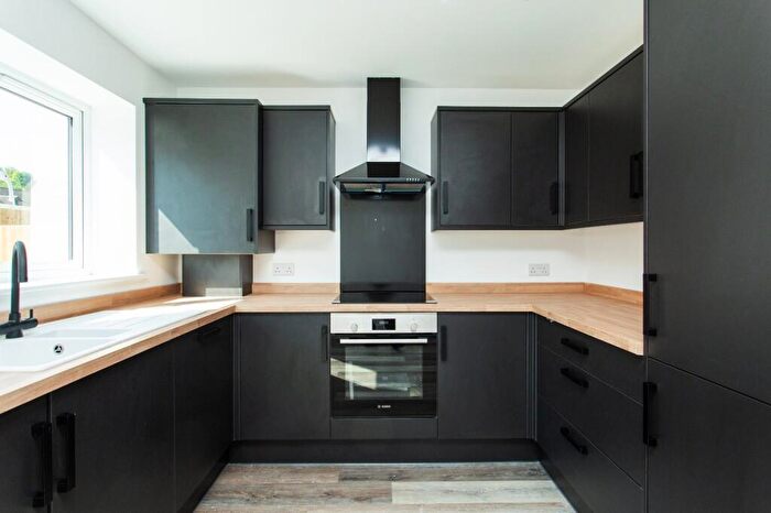 3 Bedroom End Of Terrace House For Sale In Primrose Road, Dover, Kent, CT17