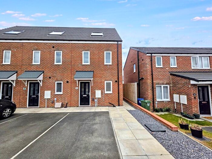 3 Bedroom Town House For Sale In Archerfield Drive, The Fairways, Cramlington, Northumberland, NE23