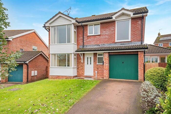 5 Bedroom Detached House For Sale In Maddox Close, Osbaston, Monmouth, NP25