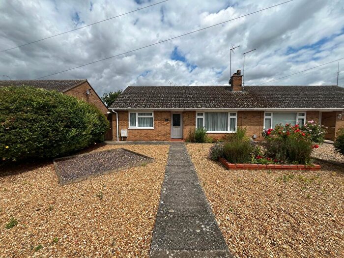 2 Bedroom Bungalow To Rent In Orchard Way, Wimblington, PE15