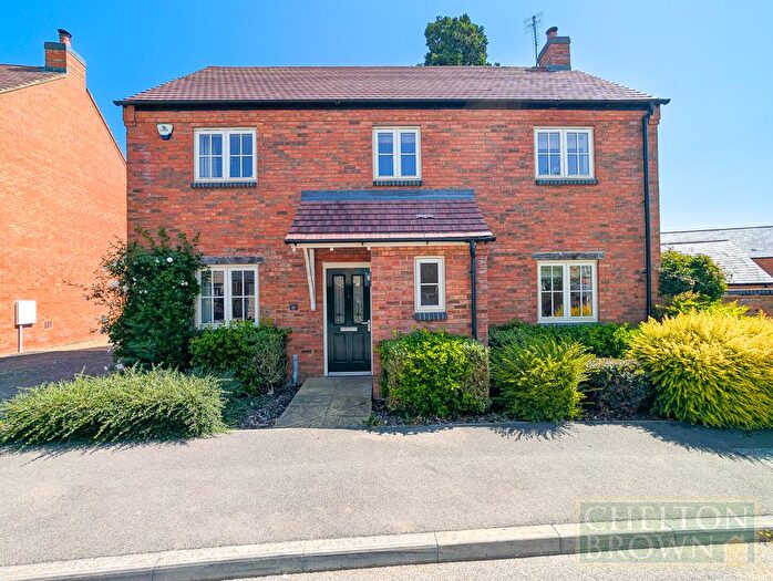 3 Bedroom Detached House For Sale In Oak Way, Hackleton, Northampton, Northamptonshire, NN7