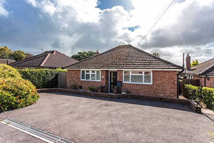 2 Bedroom Detached Bungalow For Sale In The Bungalows, Framfield, TN22