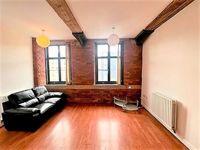 1 Bedroom Flat To Rent In Mill Street, Bradford, BD1