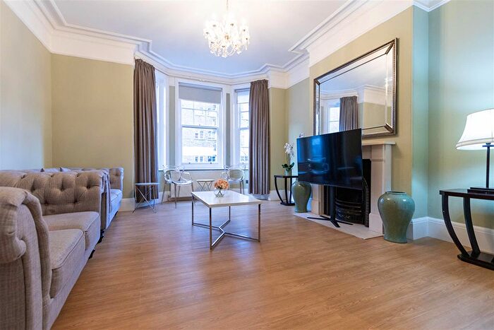 3 Bedroom Flat To Rent In Cumberland Mansions, Brown Street, W1H