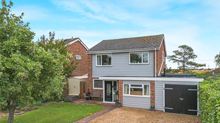 4 Bedroom Detached House For Sale In Parsons Drive, Ellington, Cambridgeshire., PE28