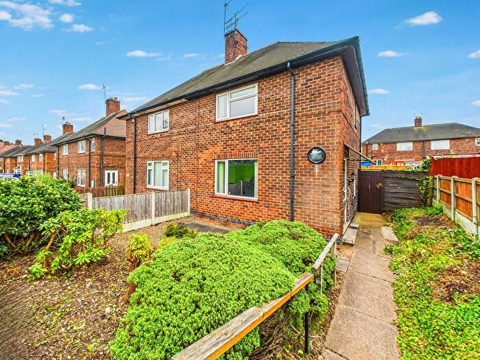 3 Bedroom Semi Detached House For Sale In Arnold Road, Nottingham, NG5