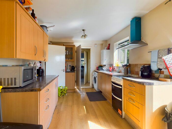 6 Bedroom Semi-Detached House To Rent In Beatty Avenue, Brighton, BN1