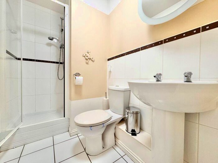 2 Bedroom Flat To Rent In Bulldale Place, Yoker, Glasgow, G14