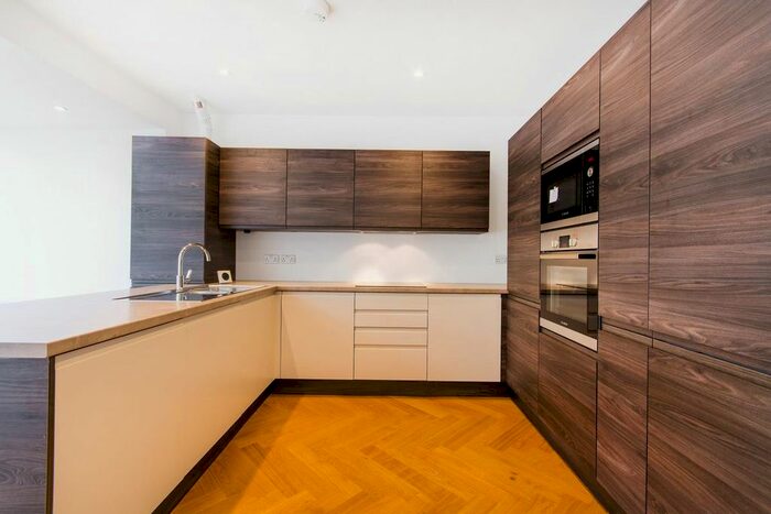 3 Bedroom Terraced House To Rent In Chancellor Grove, Dulwich, SE21