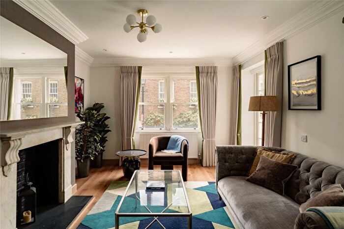 2 Bedroom Flat To Rent In Beaufort Gardens, Chelsea, SW3