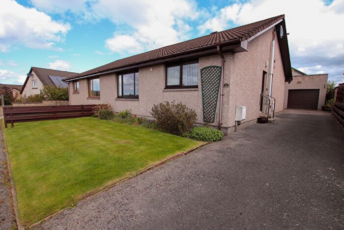3 Bedroom Semi-Detached Bungalow For Sale In Broomhill Court, Keith, AB55