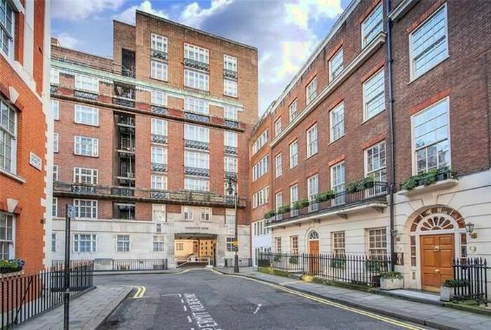 2 Bedroom Flat To Rent In Hertford Street, Mayfair, London, W1J