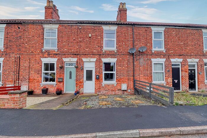 2 Bedroom Property To Rent In New Trent Street, Ealand, DN17