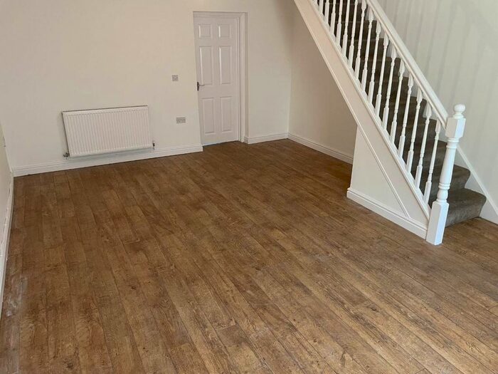 3 Bedroom Property To Rent In Bryngelli Road, Treboeth, Swansea, SA5