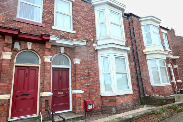4 Bedroom House To Rent In Chester Road, Sunderland, SR4