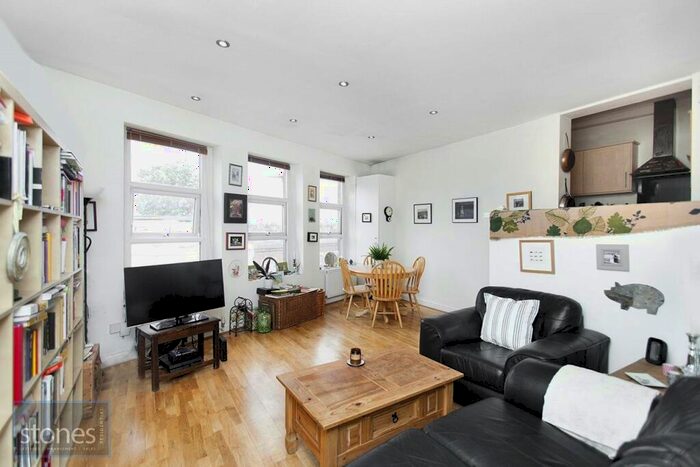 1 Bedroom Apartment To Rent In Maybury Gardens, Willesden Green, London, NW10