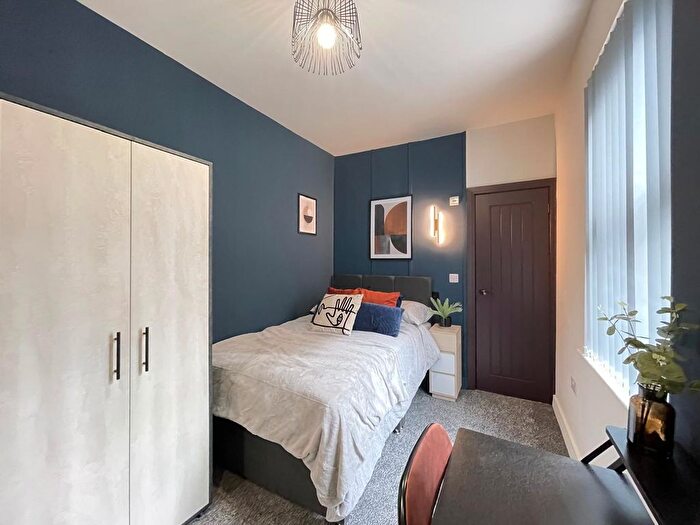 1 Bedroom Studio To Rent In Clarendon Road, Luton, Bedfordshire, LU2