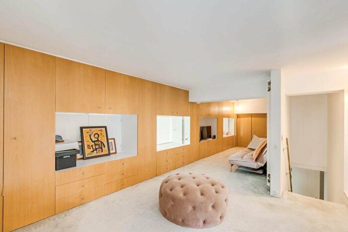 2 Bedroom Apartment For Sale In The Yoo Building, Hall Road, St John's Wood, NW8