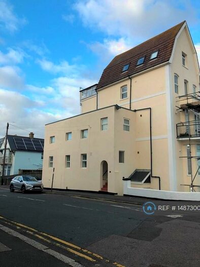 1 Bedroom Flat To Rent In West Parade, Hythe, CT21