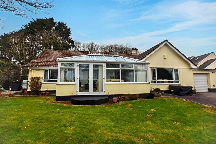 4 Bedroom Detached Bungalow For Sale In Park Road, Redruth, TR15
