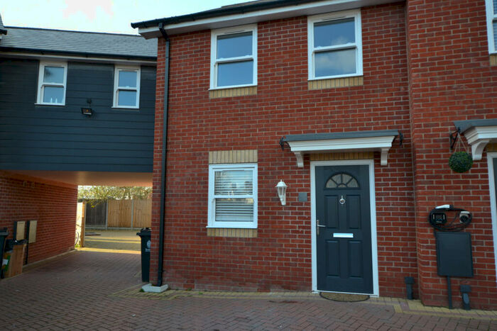 3 Bedroom Semi-Detached House To Rent In Thoroughgood Road, Clacton-on-Sea, Essex, CO15