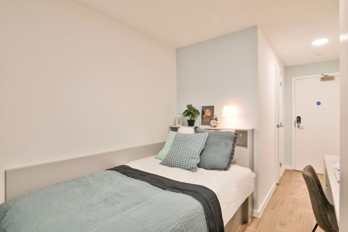 1 Bedroom Property To Rent In Bronze En-Suite Room, Gas Lane, Bristol, BS2