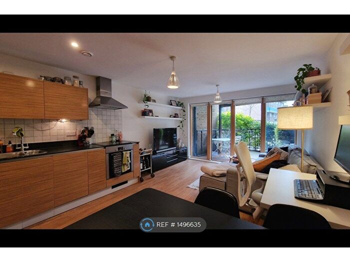 1 Bedroom Flat To Rent In Mildmay Avenue, London, N1