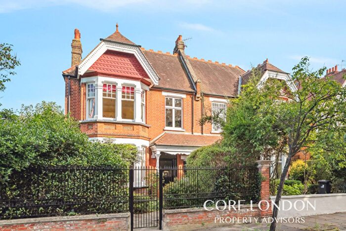 5 Bedroom Semi-Detached House To Rent In Stanway Gardens, London, W3