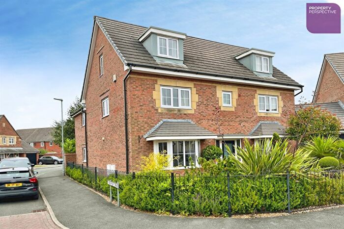 5 Bedroom Detached House For Sale In Cortland Avenue, PR7