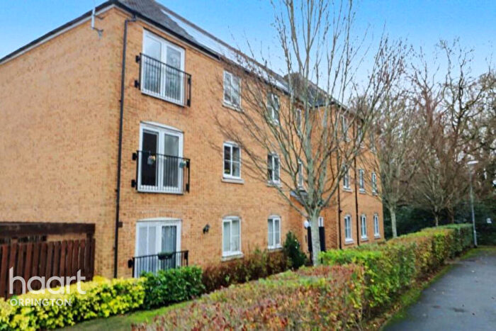 2 Bedroom Flat For Sale In Waratah Drive, Chislehurst, BR7