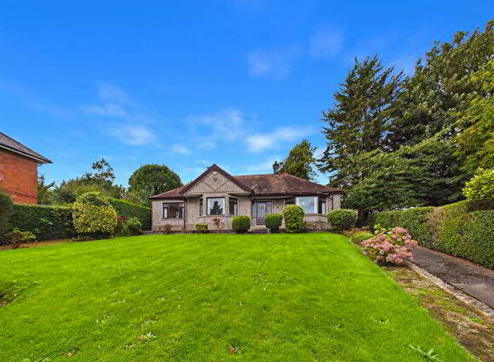 3 Bedroom Detached Bungalows To Rent In Andersonstown Road, Belfast, BT11