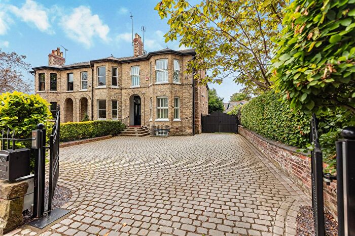 5 Bedroom Semi-Detached House To Rent In Ashley Road, Hale, Altrincham, WA14