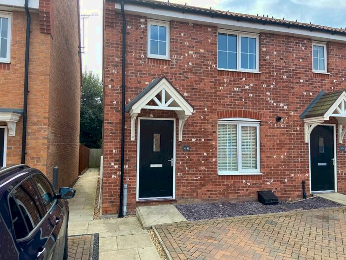 3 Bedroom End Of Terrace House To Rent In Market Rasen Drive, Bourne, Lincolnshire, PE10