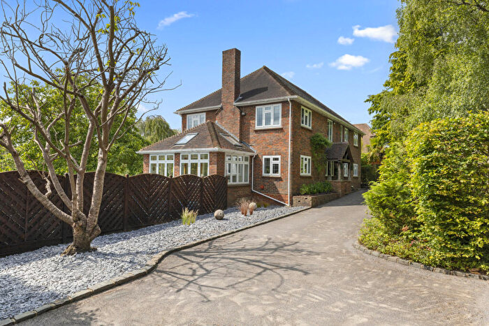 5 Bedroom Detached House For Sale In Bousley Rise, Ottershaw, KT16