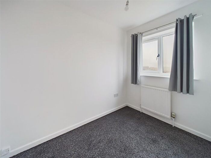 2 Bedroom Semi-Detached House For Sale In Clifton Grove, Gedling, Nottingham, NG4