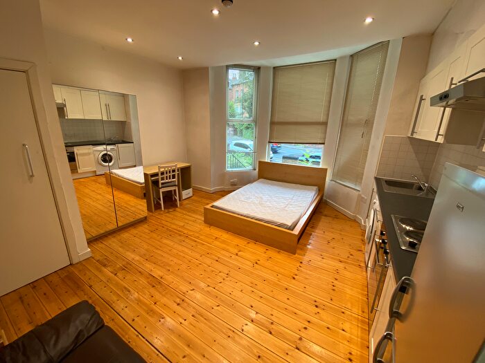 1 Bedroom Studio To Rent In Flat A, Clarendon Road, LS2