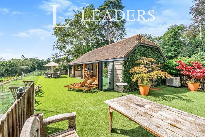 2 Bedroom Apartment To Rent In The Annexe, Copythorne, SO40