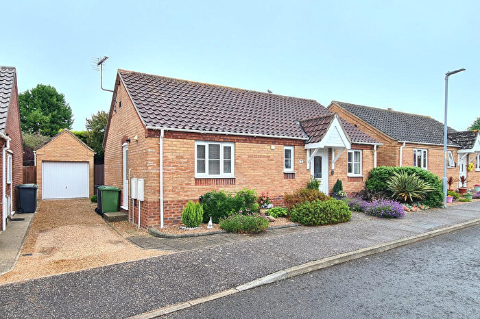 2 Bedroom Detached Bungalow For Sale In Orchard Close, Mundesley, NR11