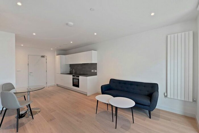 Studio To Rent In Clipper Street, London, E16