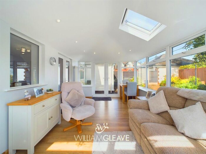 3 Bedroom Bungalow For Sale In Rockcliffe, Bryn-y-Baal, Mold, Flintshire, CH7