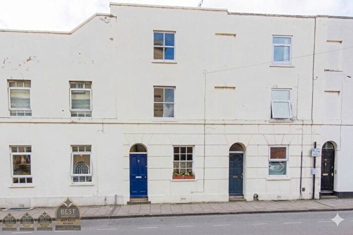 3 Bedroom Town House To Rent In St. Georges Street, Cheltenham, GL50