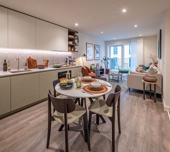 3 Bedroom Apartment To Rent In The Maple, Brent Cross Town, London, NW2