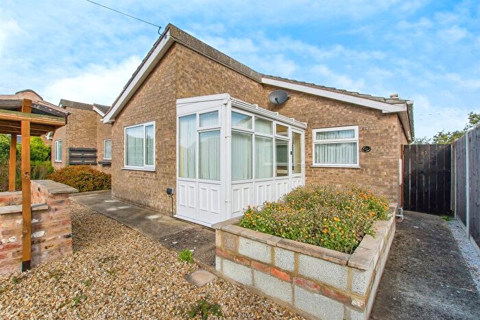 3 Bedroom Semi-Detached Bungalow For Sale In Front Road, Murrow, Wisbech, PE13