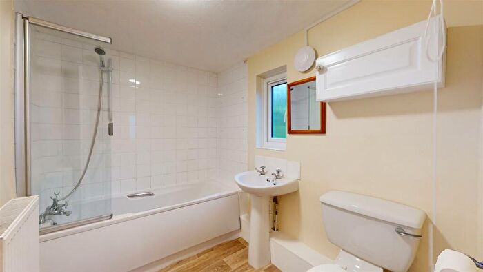 2 Bedroom Semi-Detached House To Rent In Newtown, Easton On The Hill, PE9