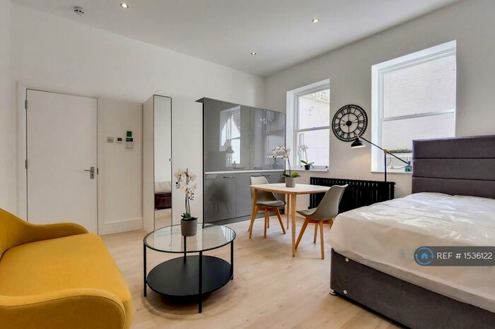 Studio To Rent In Gloucester Place, London, NW1