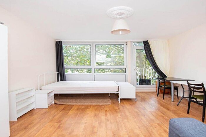 2 Bedroom Flat To Rent In Albany Street, Camden / Great Portland St, NW1