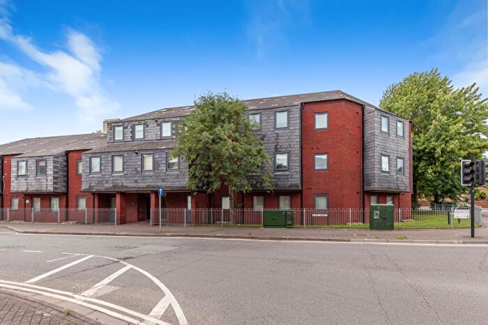 2 Bedroom Apartment To Rent In Stert Street, Abingdon, OX14