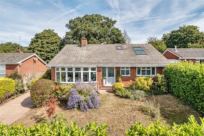 4 Bedroom Bungalow For Sale In Woolbrook Rise, Sidmouth, Devon, EX10